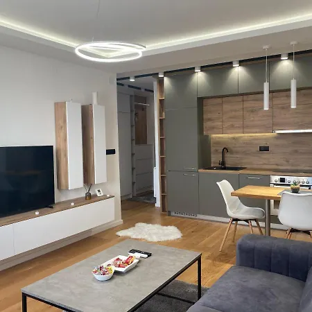 Lux Apartman Appartement Lukavica